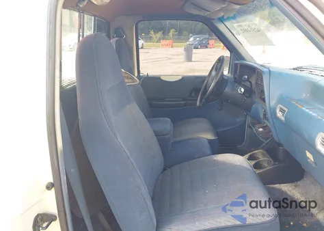 1994 Ford Ranger из США, поврежденный, VIN 1FTCR10A2RPA70993